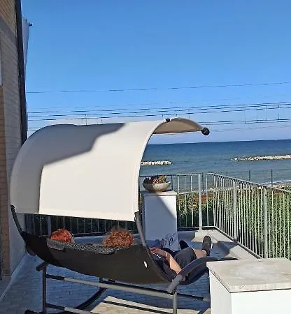 Colombo 477 Auditorium * צ'יביטאנובה מארקה