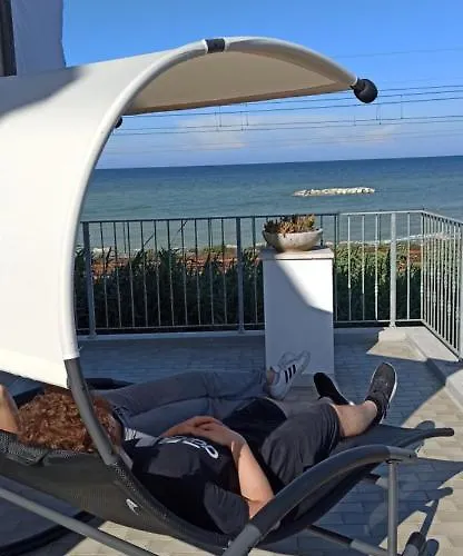 Colombo 477 Auditorium